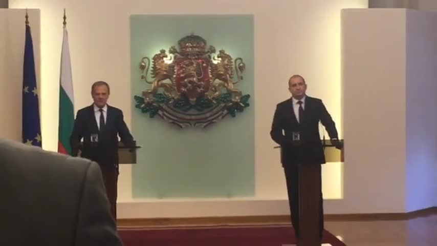 Говорят Румен Радев и Доналд Туск